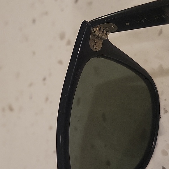 Vintage Ray Ban B&L Wayfarer Sunglasses - Picture 5 of 5